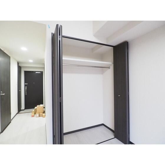 1R Apartment for Rent in Nakano, Tokyo - 31.54 sqm - Thumbnail 4