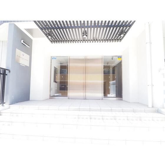 1R Apartment for Rent in Nakano, Tokyo - 31.54 sqm - Thumbnail 3