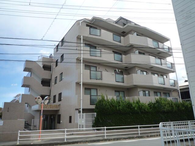 3LDK Used Condominium in Atsugi, Kanagawa for Sale - Thumbnail 2