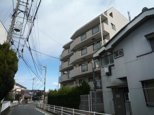 3LDK Used Condominium in Atsugi, Kanagawa for Sale - Thumbnail 3