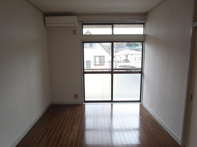 1K Apartment for Rent in Tama City, Tokyo - Heim Rinde - Thumbnail 3