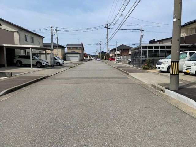 Vacant Land for Sale in Kaga City's Yamashiro Onsen Area - Thumbnail 2