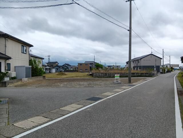 Land for Sale in Kurobe City, Toyama - 211.77 sqm - Thumbnail 4