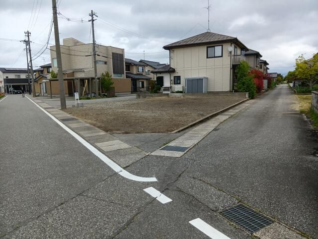 Land for Sale in Kurobe City, Toyama - 211.77 sqm - Thumbnail 3