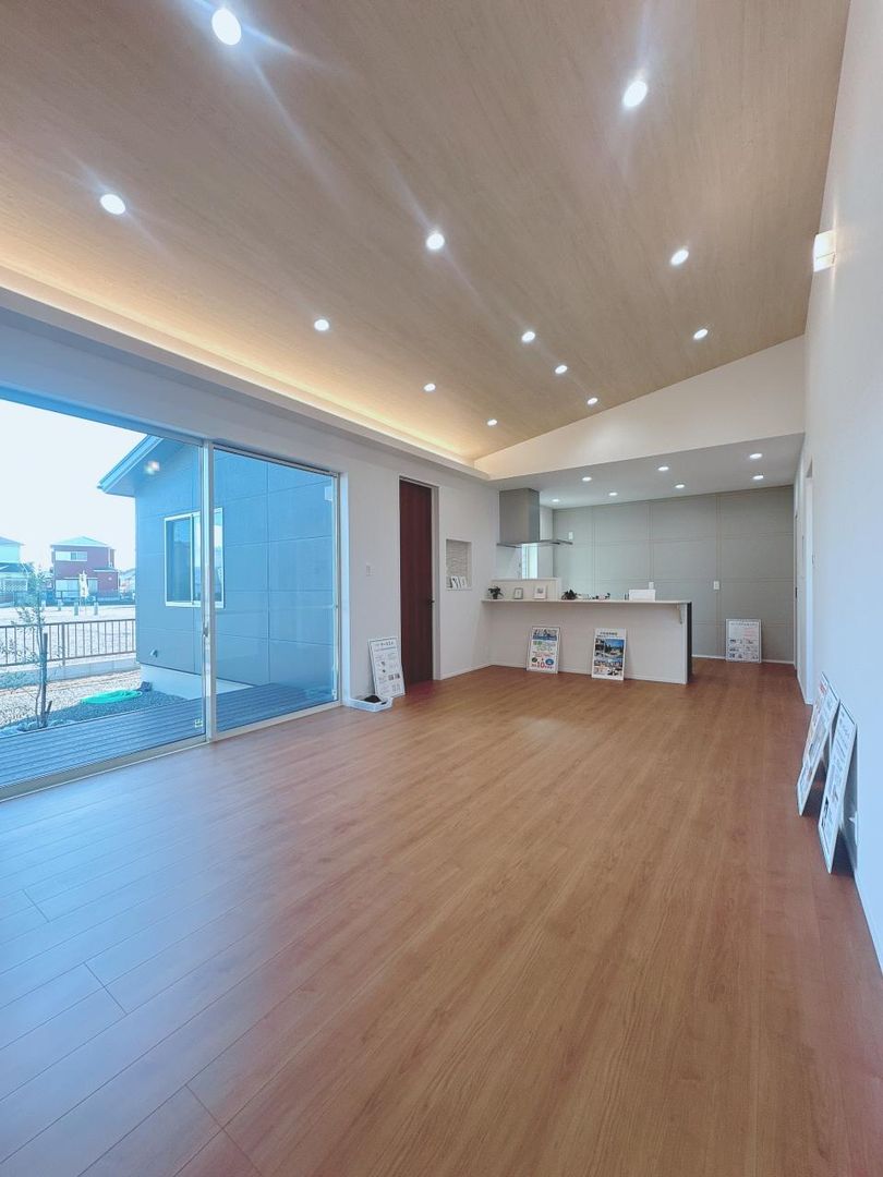 New 3LDK House in Iwade Wakayama - 2025 Build, Corner Lot - Thumbnail 4