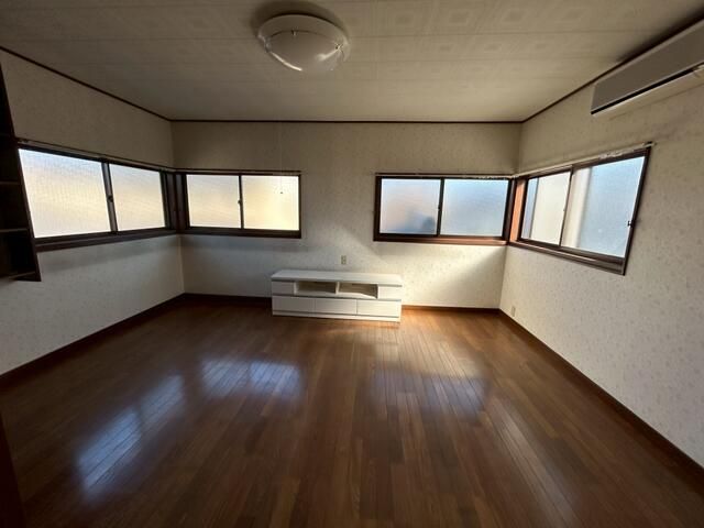 4K Wooden House on 334 sqm Land in Iwaki, Fukushima - Image 22