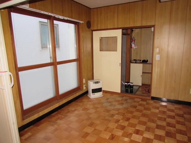 Yoteiso 1DK Apartment for Rent in Sapporo Nishi Ward - Thumbnail 2