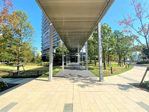 3LDK Condo in City Towers Tokyo Bay East Tower, Ariake - Thumbnail 2