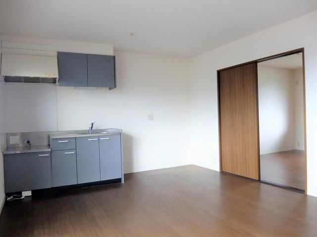 1LDK Apartment for Rent in Matsumoto, Nagano - Top Floor Corner Unit - Thumbnail 3