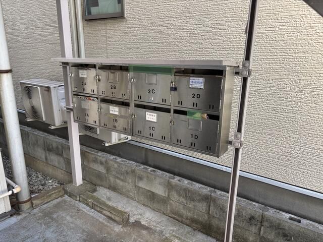 Office for Rent in Takadanobaba, Shinjuku - 66,000 Yen - Thumbnail 2