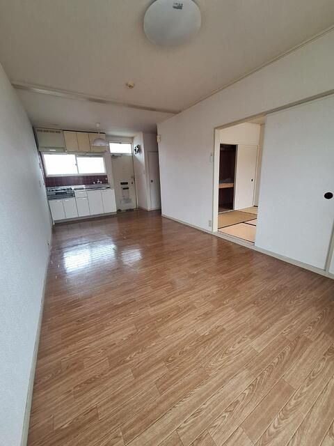 1LDK Apartment for Rent in Fukushima City, Fukushima - Thumbnail 3