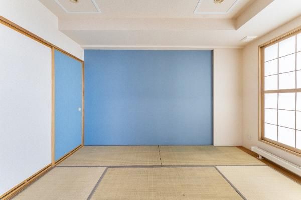 3LDK Apartment for Sale in Sapporo's Nishi Ward - Royal Chateau Hassamu - Thumbnail 4