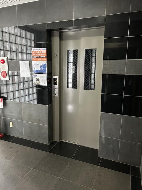 2LDK Apartment for Rent in Central Sapporo, Hokkaido - Thumbnail 4
