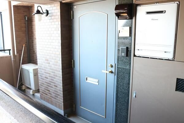 2LDK Apartment for Sale in Fukui City, Fukui Prefecture - Thumbnail 3