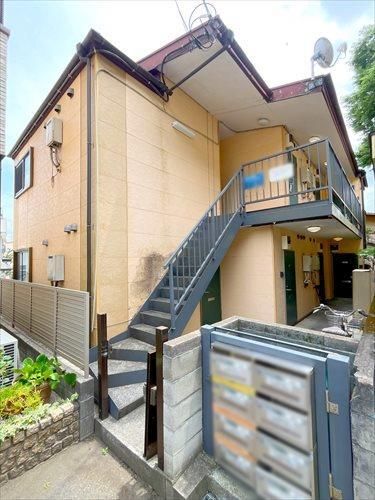 Apartment Building for Sale in Hino, Tokyo - 8 Units - Thumbnail 3