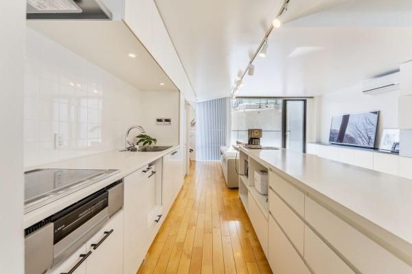 2LDK Detached House for Sale in Sapporo Central Ward, Hokkaido - Thumbnail 4