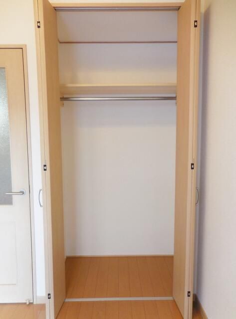 La Belge I - 1K Apartment for Rent in Kawasaki-ku, Kanagawa - Thumbnail 3