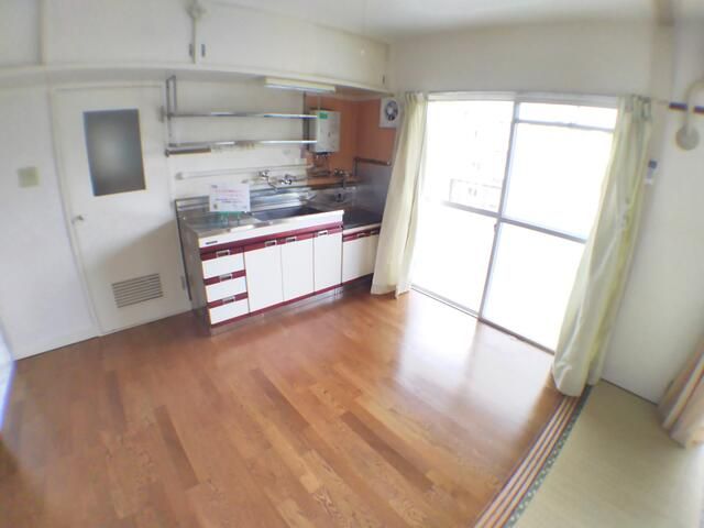 3DK Apartment for Sale in Higashimurayama, Tokyo - Thumbnail 2