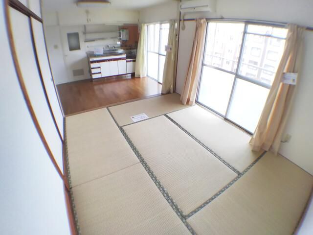 3DK Apartment for Sale in Higashimurayama, Tokyo - Thumbnail 4