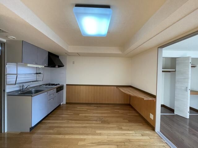 1LDK Apartment for Rent in Sapporo Nishi Ward near Miyanosawa Station - Thumbnail 4