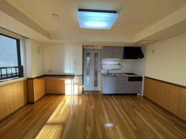 1LDK Apartment for Rent in Sapporo Nishi Ward near Miyanosawa Station - Thumbnail 2
