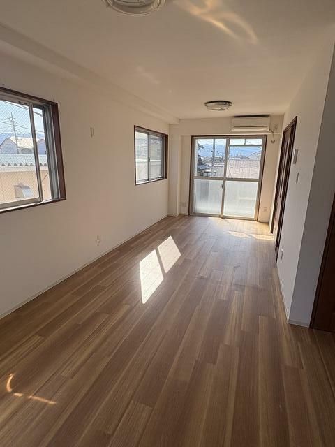 Renovated 1LDK Apartment for Rent in Kofu, Yamanashi - Thumbnail 3