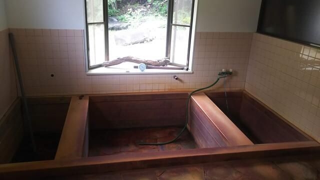 Large 5LDK House on 7730 sqm Land in Hokuto, Yamanashi - Thumbnail 3