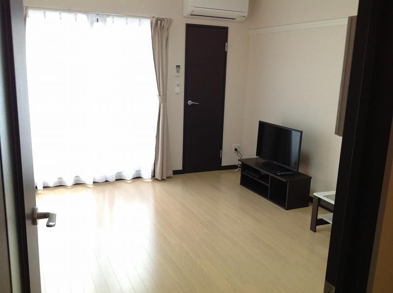 Leonext 2014 1K Apartment for Rent in Yamagata City - Thumbnail 2