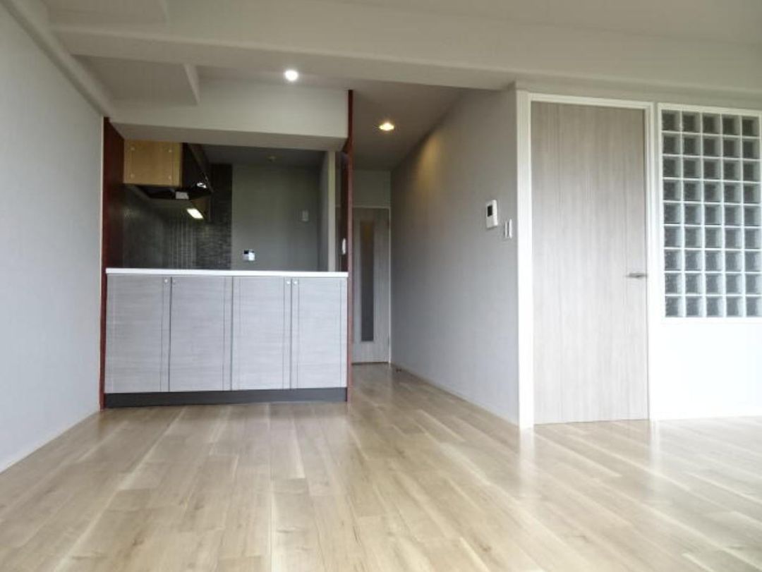 Renovated 2LDK Apartment for Sale near Izumi Chuo Station, Sendai - Thumbnail 3