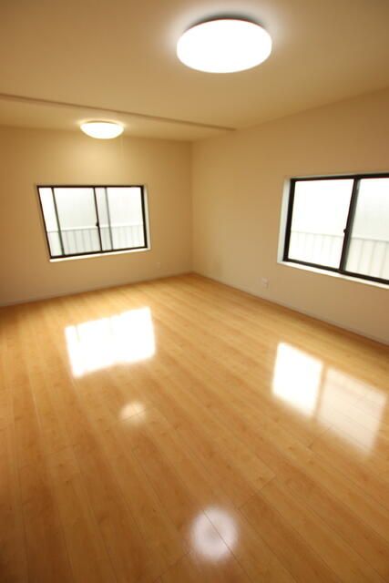 2SLDK Detached House for Rent in Kawaguchi, Saitama - Thumbnail 4