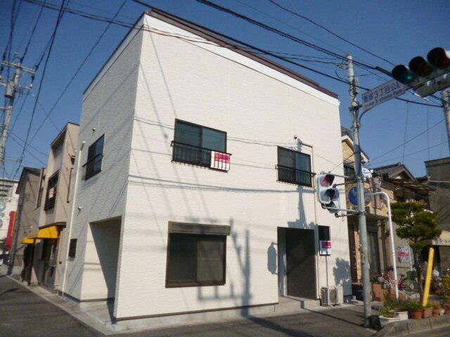 2SLDK Detached House for Rent in Kawaguchi, Saitama - Thumbnail 2