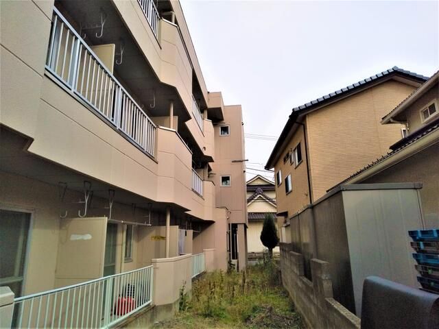 Steel-Framed Apartment Building for Sale in Koriyama, Fukushima - Thumbnail 2