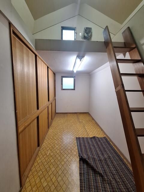 Spacious 4SLDK House with Guest House in Quiet Takamatsu - Thumbnail 3