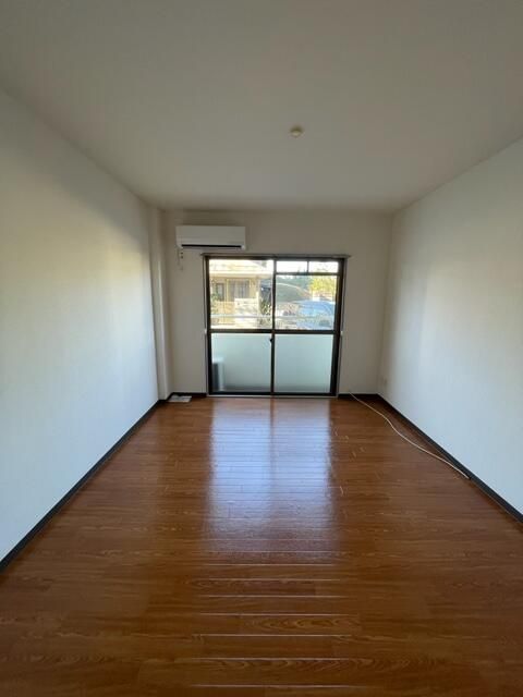 1K Apartment for Rent in Utsunomiya, Tochigi - Thumbnail 4