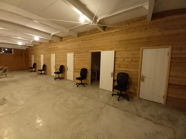 Compact Commercial Rental Unit in Isumi, Chiba - Thumbnail 4