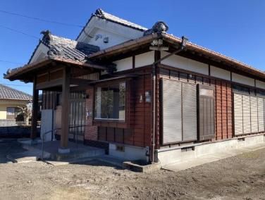 4DK House on 347sqm Corner Lot in Miyakonojo, Miyazaki - Thumbnail 2