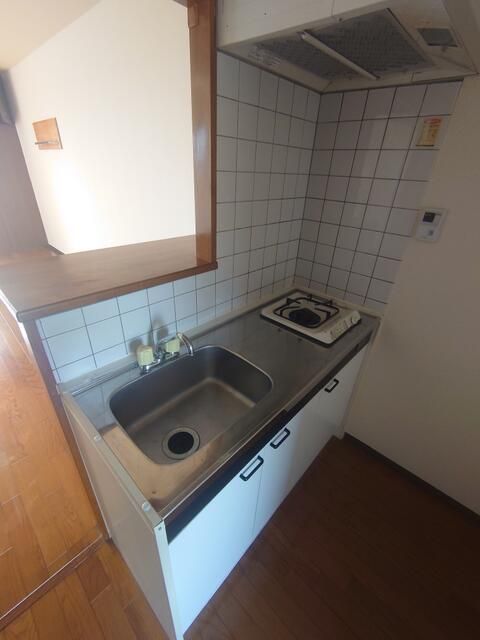 Apricot House 1K Apartment for Rent in Musashimurayama, Tokyo - Thumbnail 4