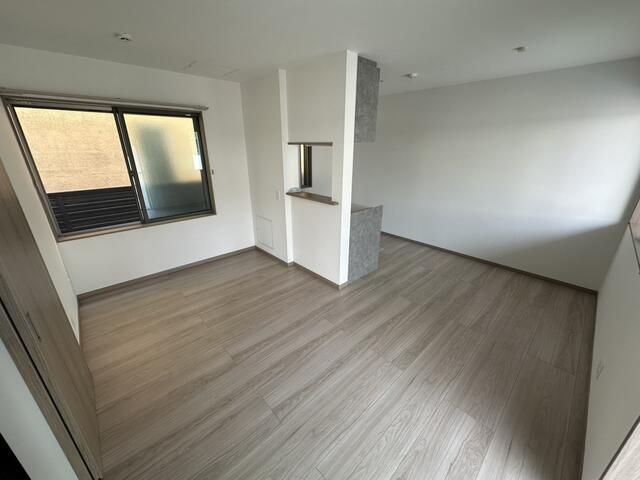 New 2LDK House for Rent in Ogikubo, Suginami, Tokyo - Thumbnail 3