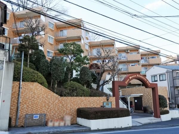 Lions Mansion Takahatofudo Dai Ni 3LDK Apartment in Hino, Tokyo - Thumbnail 4