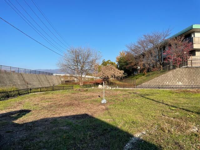 Land for Sale in Fuefuki, Yamanashi - 435.06 sqm Plot - Thumbnail 4