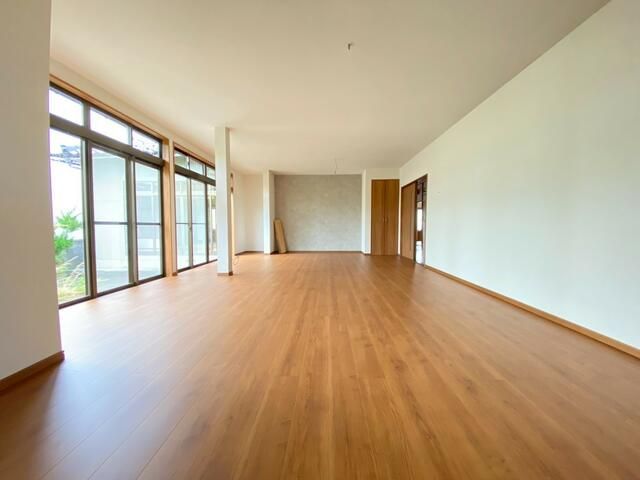 6LDK House for Sale in Quiet Toyama City Neighborhood - Thumbnail 4