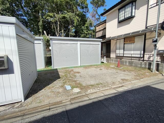 Office for Rent in Funabashi, Chiba - 42.4 sqm with Parking - Thumbnail 2