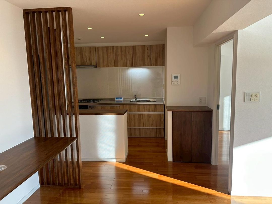 2LDK Apartment for Sale in Funabashi, Chiba - Thumbnail 2