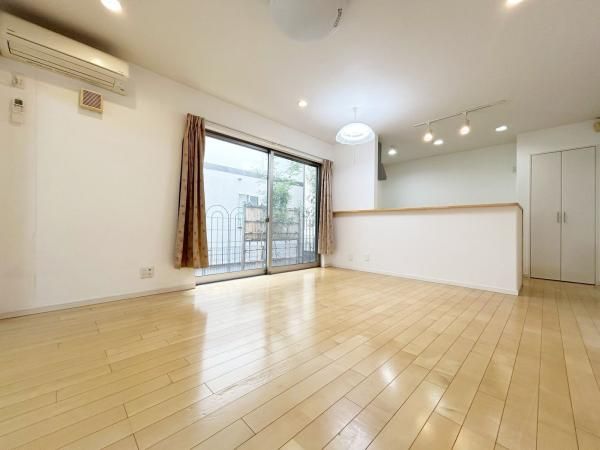 4LDK Detached House for Sale in Akiruno, Tokyo - Thumbnail 3