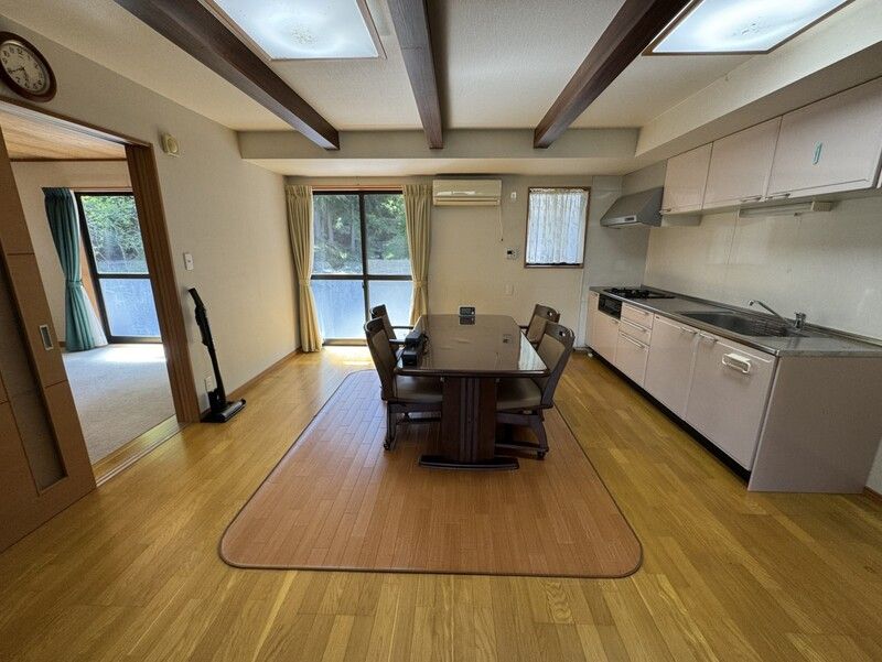 6LDK House with River View in Kitahiroshima, Hiroshima - Image 22