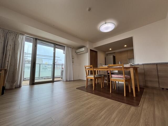3LDK Apartment for Sale in Sumida, Tokyo - 76.62 sqm - Thumbnail 2