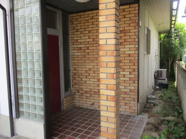 6DK Steel Frame House for Sale in Numata, Gunma on 333 sqm Land - Thumbnail 2