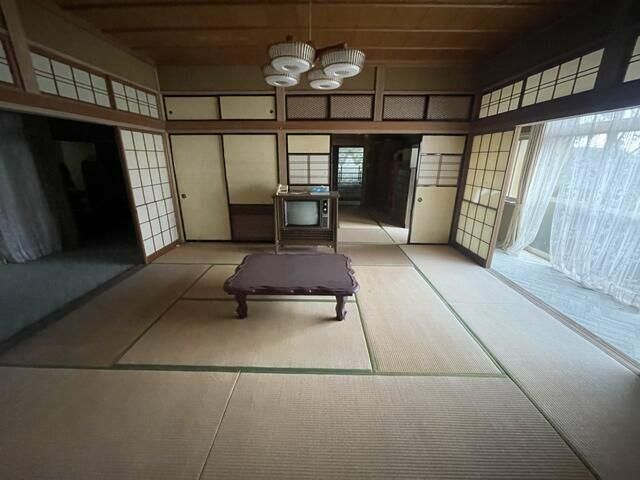 Spacious 10DK Home in Sakai, Fukui – 254.6 sqm on 374.41 sqm Lot - Thumbnail 3