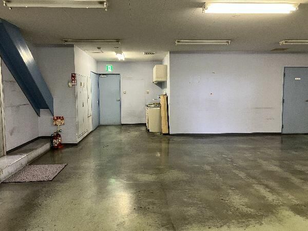 Warehouse & Office for Rent in Iwatsuki-ku, Saitama City, 2002 sqm - Thumbnail 4