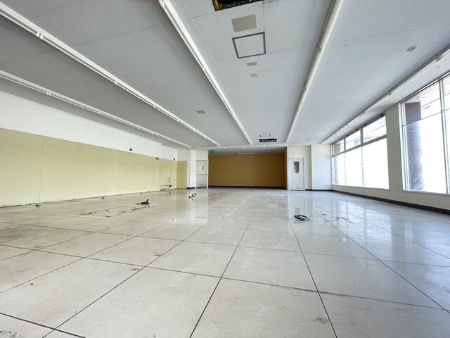 Commercial Space for Rent in Nanyo City, Yamagata - 188.59 sqm - Thumbnail 3